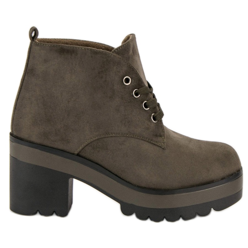 Lätta högklackade stövlar grön