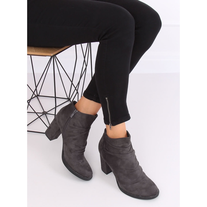 Gråa höga klackar FA177 Grå