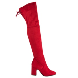 Super Me Röda lårhöga stövlar på ett inlägg