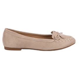 Small Swan Ljusbeige loafers med rosett