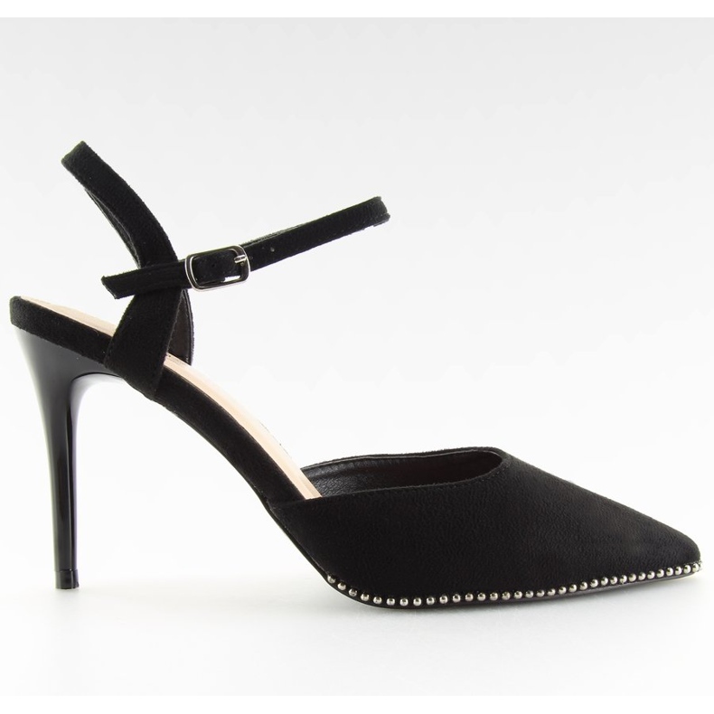 Sandaler på en svart häl J1126-1 Svart