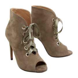 Gröna skor med öppna fingrar 680-32 Gröna