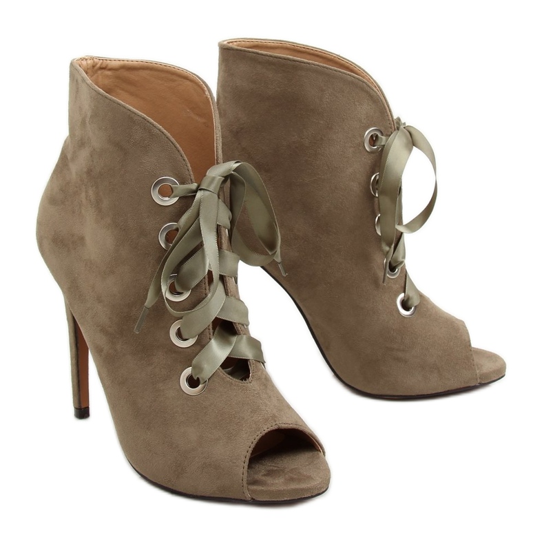 Gröna skor med öppna fingrar 680-32 Gröna