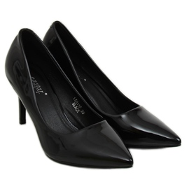 Svarta damklackar LE011P Svart