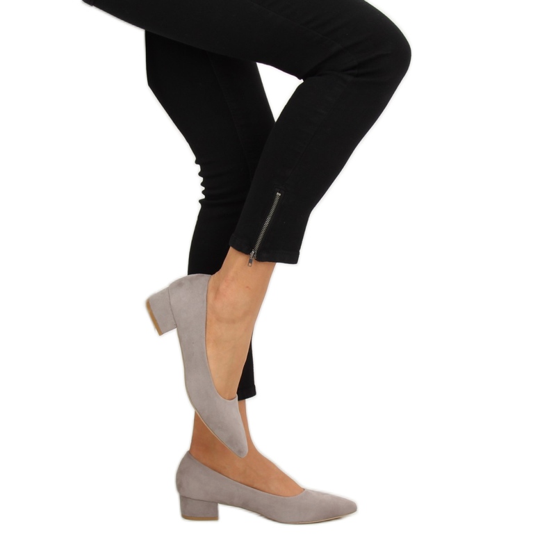 Grå Pumps lågklackat grå CC205P Grå