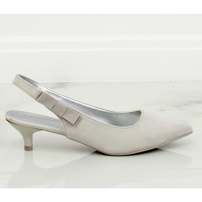 Pumpar med grå häl B-43 Grå