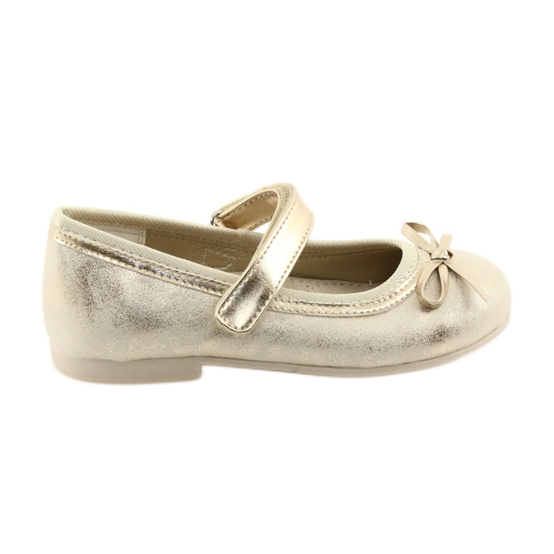 Ballerinas pumpar med en American Club GC18 rosett brun gul