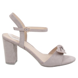 Sandaler på den grå stolpen GH1508 Grå