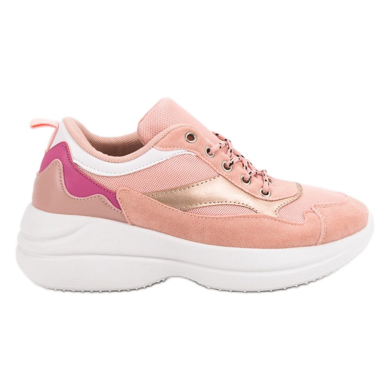 Moderiktiga skor på plattformen rosa