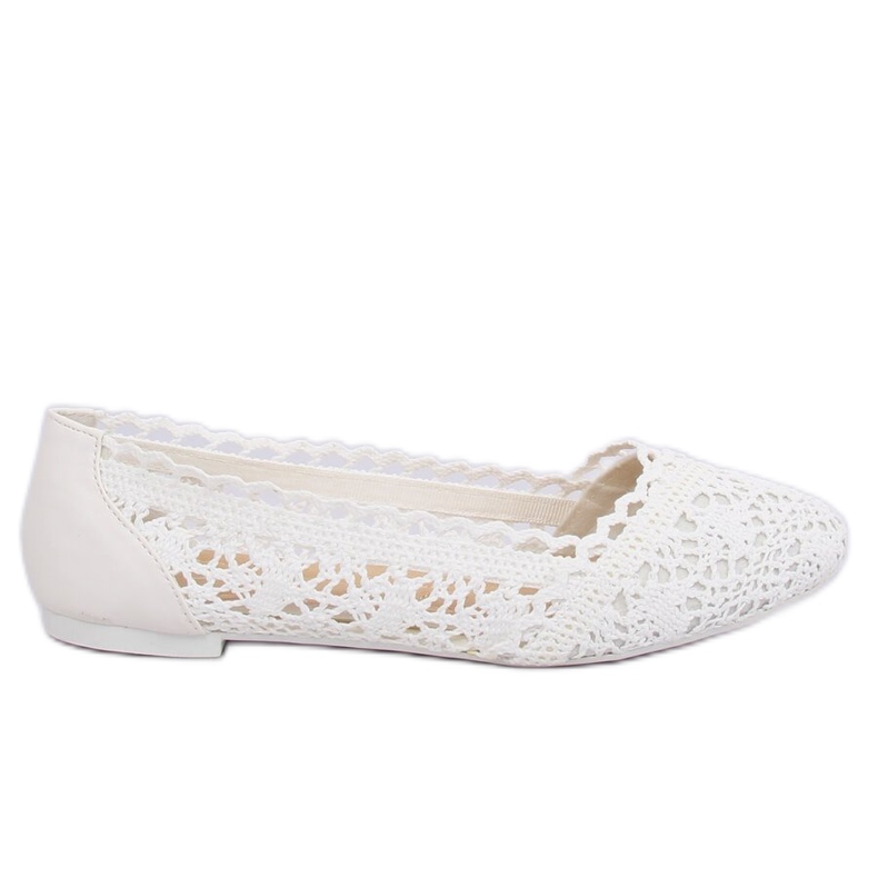Vit genombruten ballerinas 4701 Vit