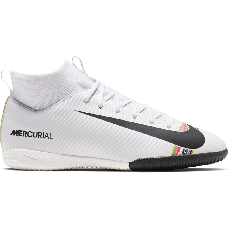 Inomhusskor Nike Mercurial Superfly X 6 Academy Ic Jr AJ3110-109 mångfärgad vit