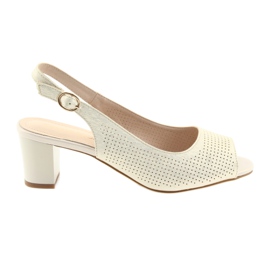 Sandaler på stolpen av Sergio Leone 794 guld gyllene