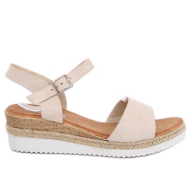 Beige sandaler på en låg kilklack 7868-KL Beige