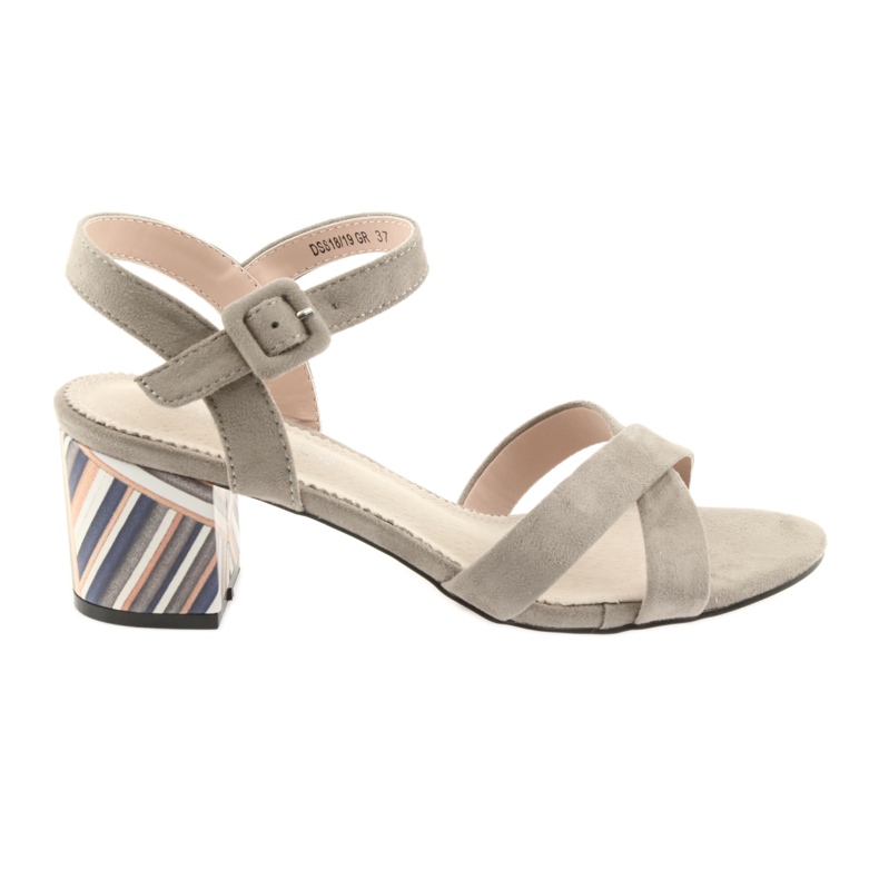 Dekorativ sandalklack Filippo 818 beige