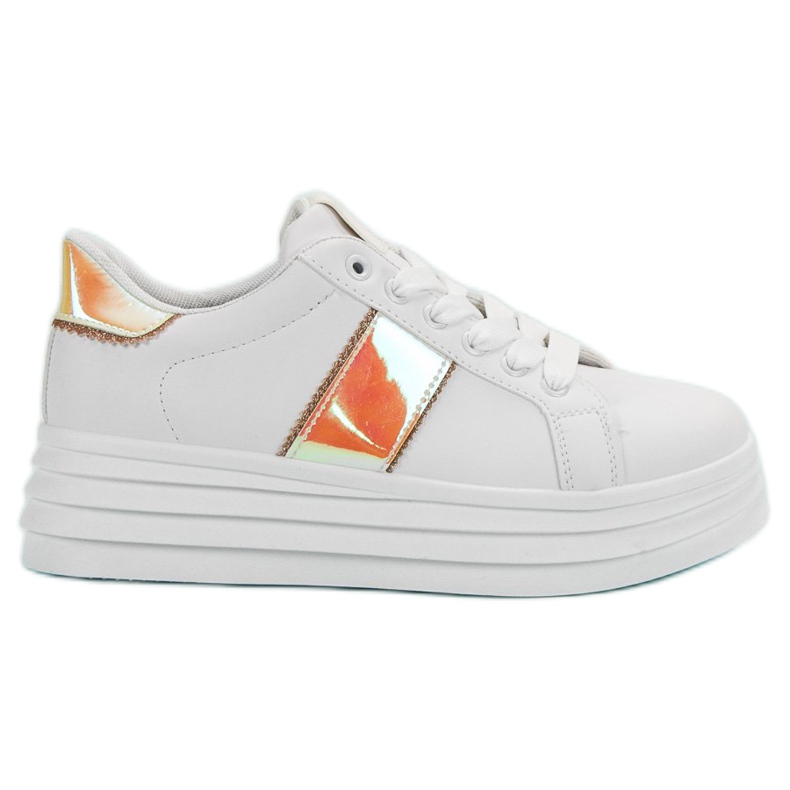 SHELOVET Vita skor på plattformen