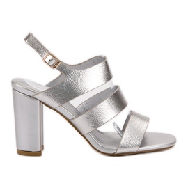 SHELOVET Silver sandaler på en bar grå