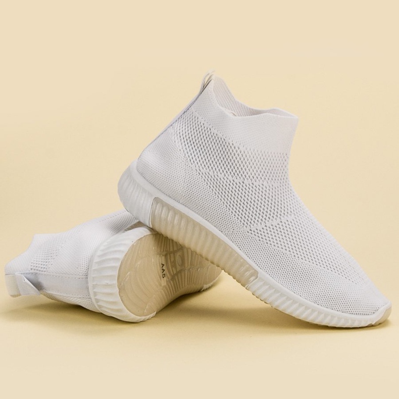 SHELOVET Slip-on skor ovanför fotleden vit