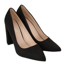 Pumpar på den svarta stolpen 4008 Svart