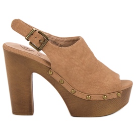 Kylie Byggda sandaler på plattformen brun