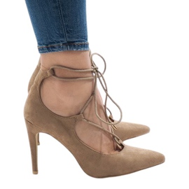 Beige pumps på häl 4524-14