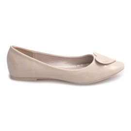 Lackerade Ballerinor Med Hjärtan 4003 Beige