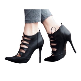 Rikt dekorerade höga sandaler 11033-1 svart