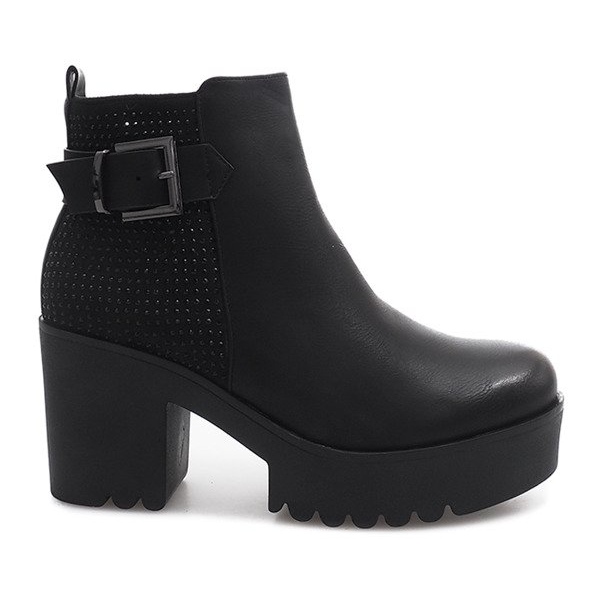 Varma stövlar på ett inlägg J2009 svart