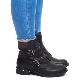 Varma stövlar med spänne M170 svart