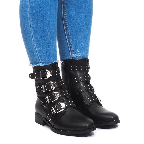 Varma stövlar med spänne 6205-1 svart