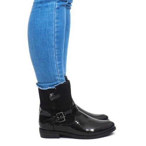 Varma stövlar XQ80 Svart