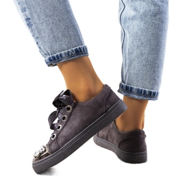 Rikt dekorerade sneakers 6192 grå