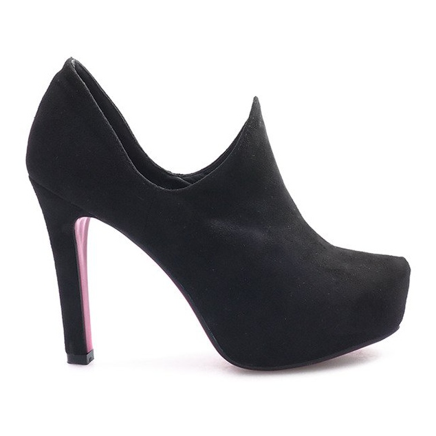 Svarta fotkängor från Gisèle