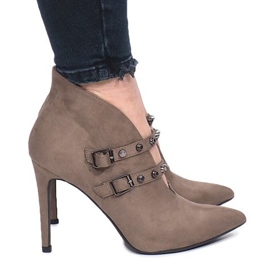 Karine beige stövlar