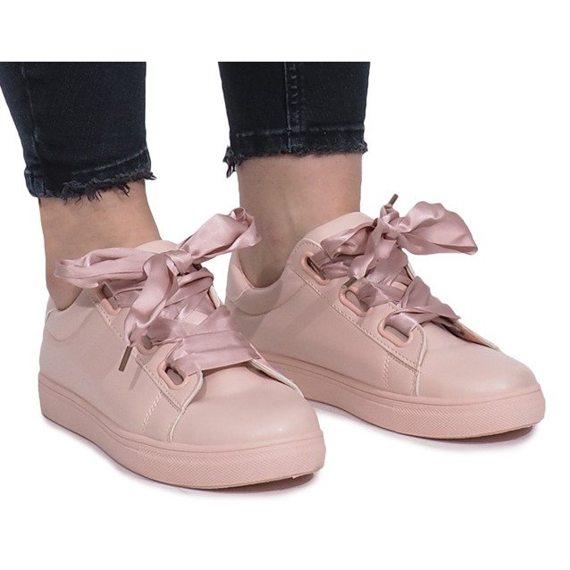 Rosa sneakers med Samantha rosetter