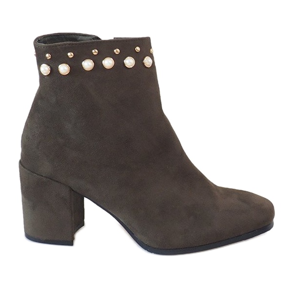 Extravaganta gröna fotkängor på X9079 -stolpen mångfärgad