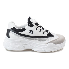 Vita trendiga sportskor från 1803