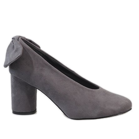 Grå mocka pumpar på LL-93P stolpen