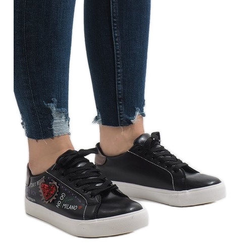 Svarta sneakers hjärta G-115