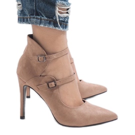 Pumpar på en stift 6613-5 beige