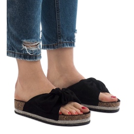 Svarta tofflor med rosett N-33