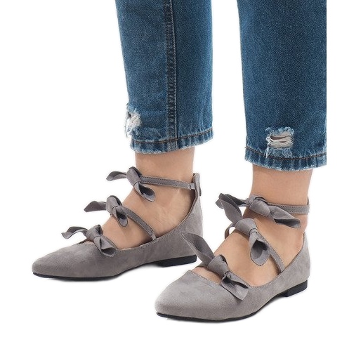 Grå snörballerinor med G-47 rosetter