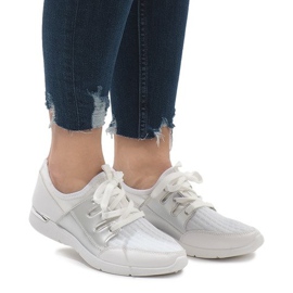 Vita trendiga sportskor A281