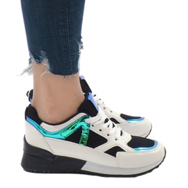 Svarta sneakers trendiga sportskor 2018-12 vit