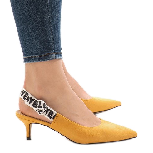 Gula pumpar på en HD-33 häl