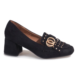 Svart mocka pumpar på LB-339 stolpen