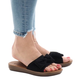 Svarta tofflor med rosett 6376-1