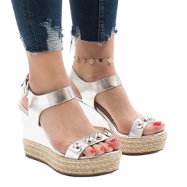 Silverlackerade kilsandaler 17060-74 grå