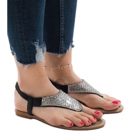 Svarta sandaler dekorerade med JN1359-2