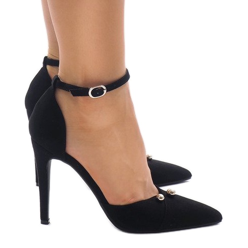 Svarta pumpar på en stift M1L3223-13