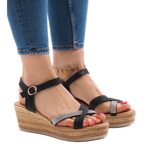 Svarta sandaler på WS8816 -plattformen